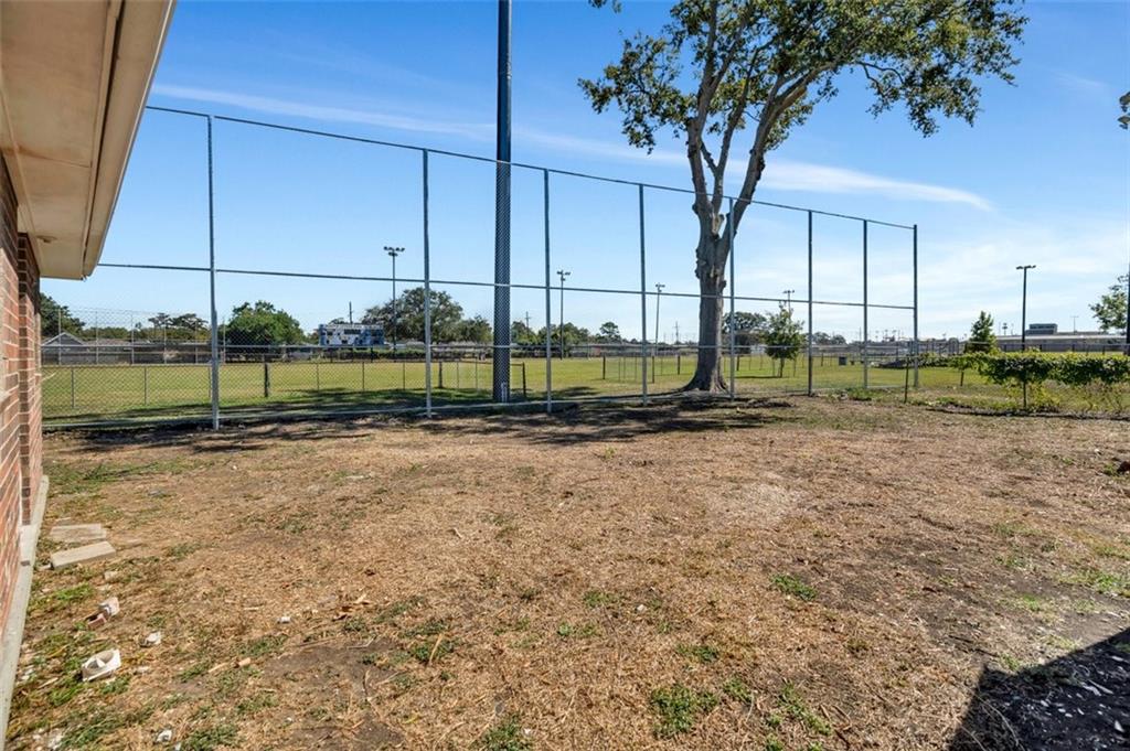 2416 Lester Street, Harvey, Louisiana image 13