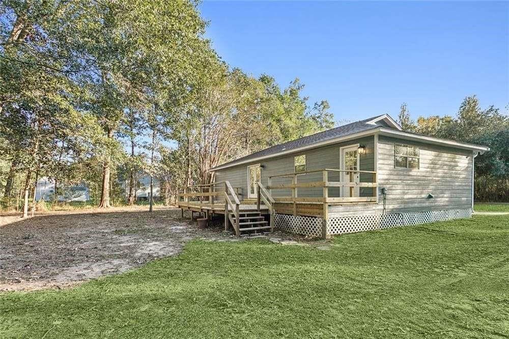 113 Roger Storme Road, Madisonville, Louisiana image 1