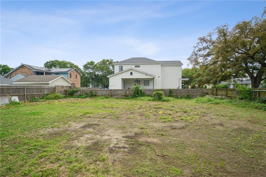 1327 Burbank Drive, New Orleans, Louisiana image 10