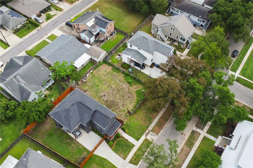 1327 Burbank Drive, New Orleans, Louisiana image 18