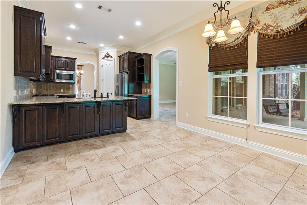 7525 Lillie Valley Drive, Gonzales, Louisiana image 13