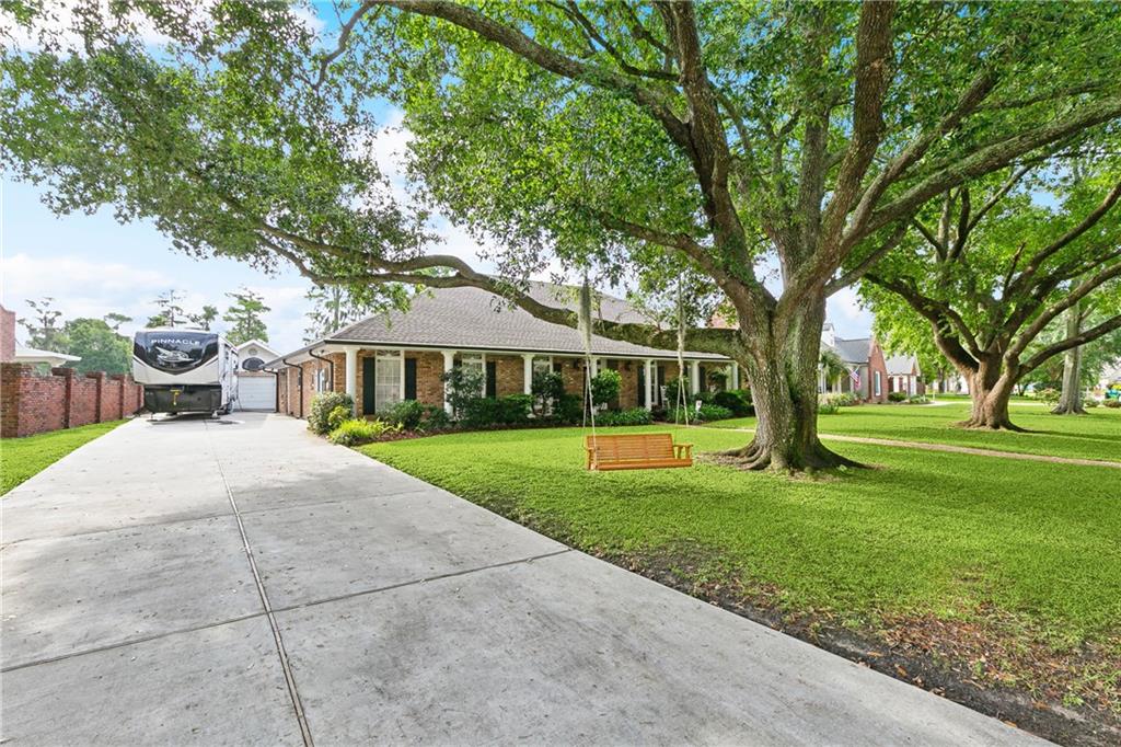 48 Bocage Drive, Destrehan, Louisiana image 2