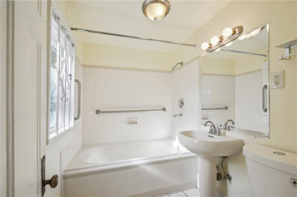 4731 33 Dauphine Street, New Orleans, Louisiana image 21
