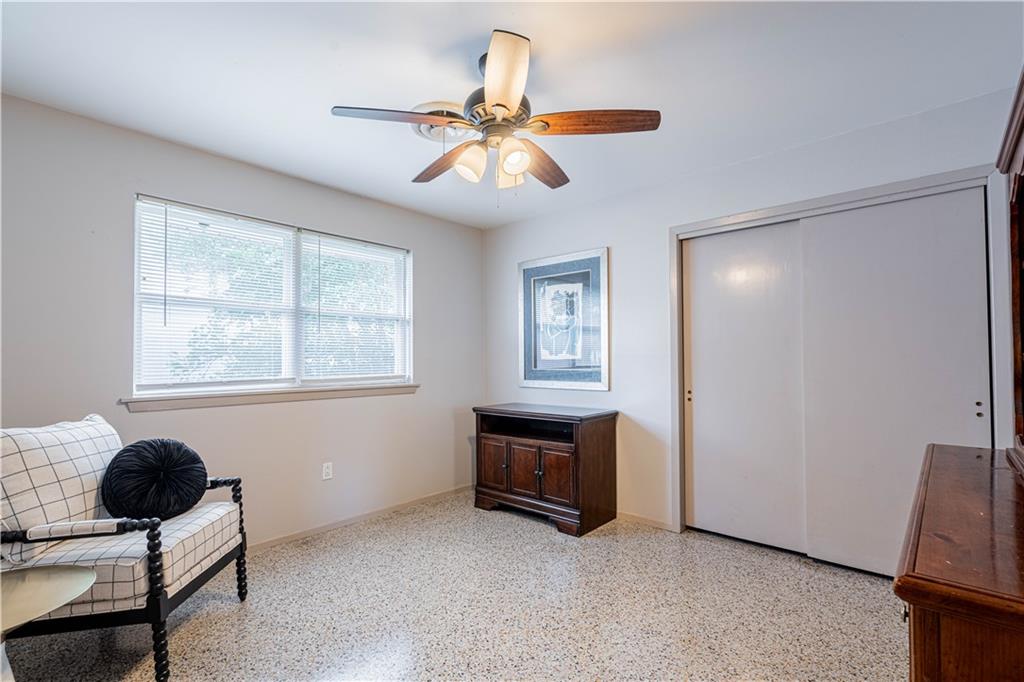 919 .5 Perry Street, Gretna, Louisiana image 15