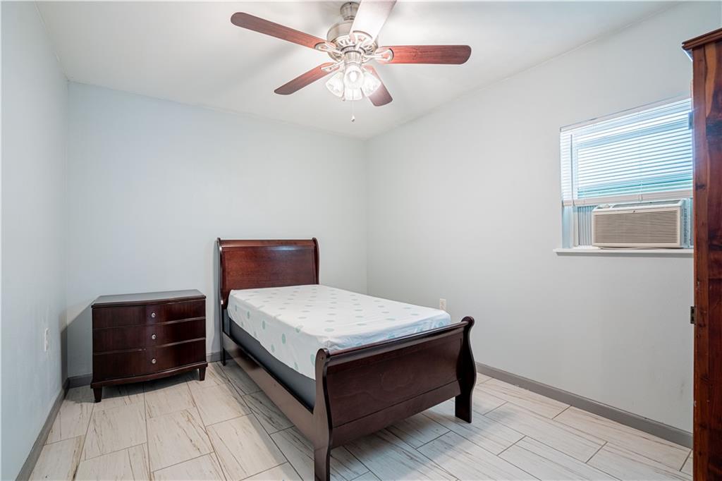 919 .5 Perry Street, Gretna, Louisiana image 27