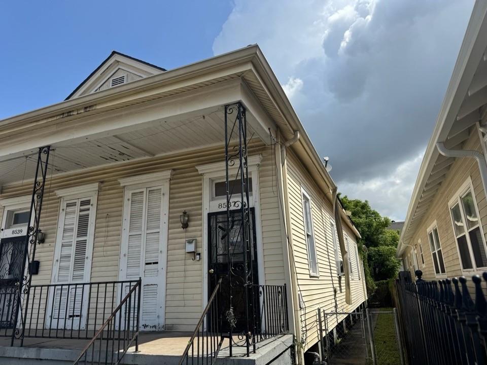 8537 Apricot Street, New Orleans, Louisiana image 3