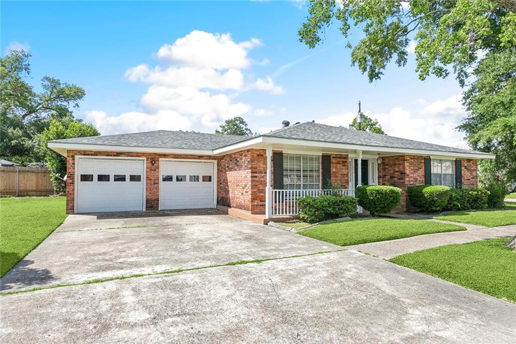 240 Thoreau Street, River Ridge, Louisiana image 2