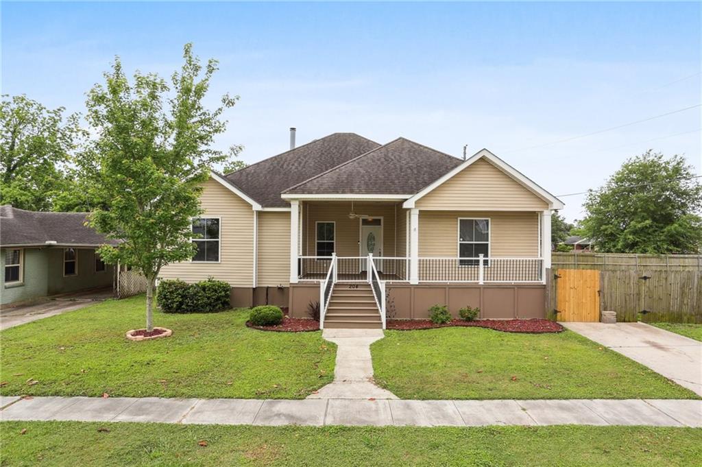 204 Doerr Drive, Arabi, Louisiana image 1