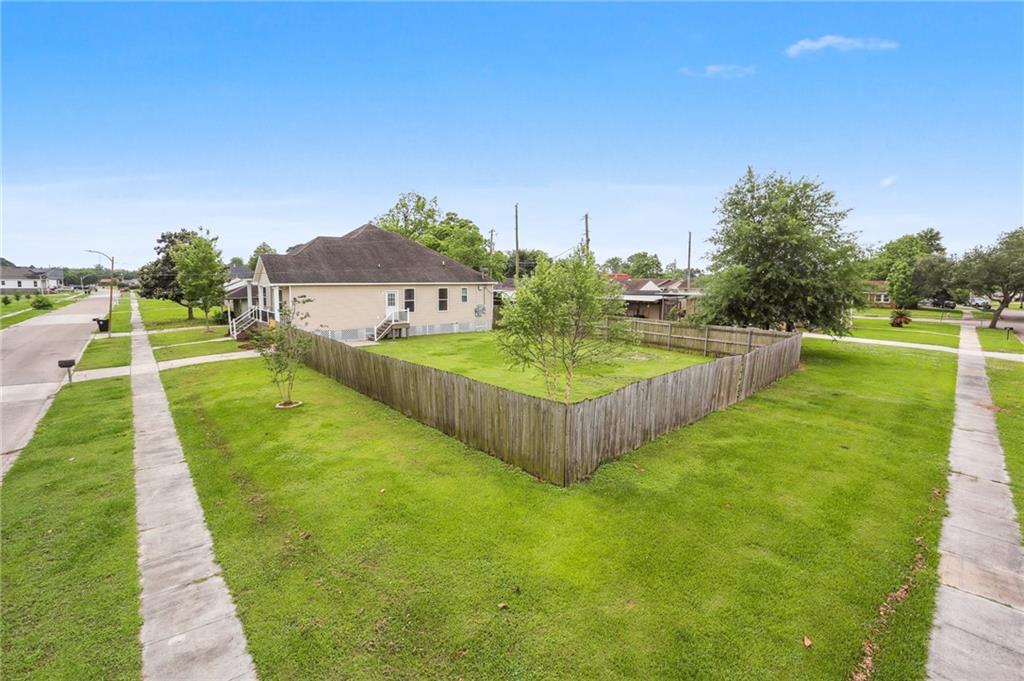 204 Doerr Drive, Arabi, Louisiana image 24