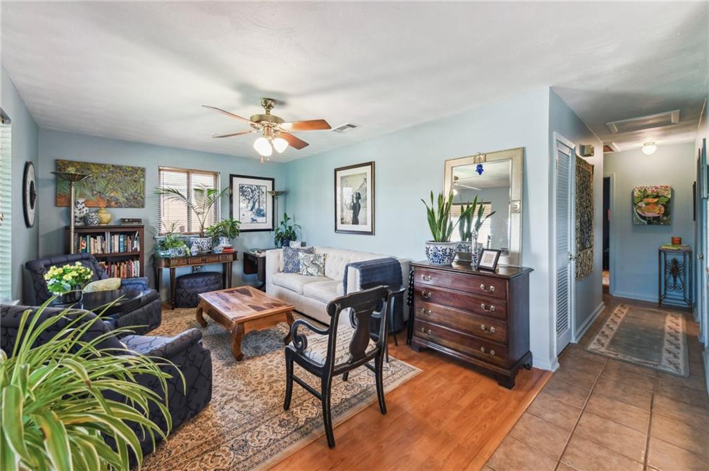 1537 Dogwood Drive, Harvey, Louisiana image 4