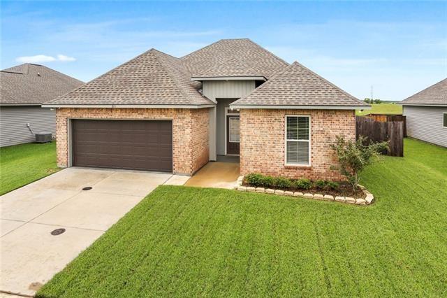 324 Ashton Oaks Lane, Luling, Louisiana image 1