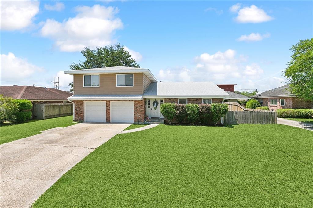 215 Fort Jackson Street, Belle Chasse, Louisiana image 1