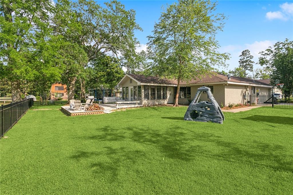 773 Bocage Lane, Mandeville, Louisiana image 29