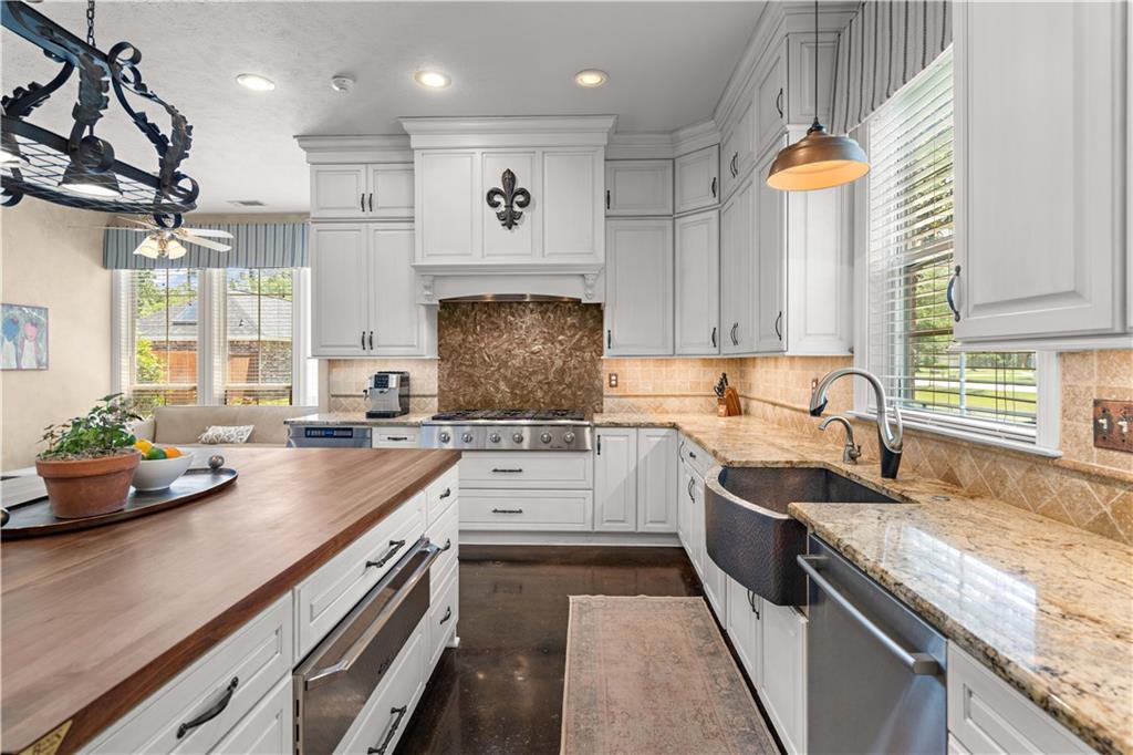 364 Winchester Circle, Mandeville, Louisiana image 11