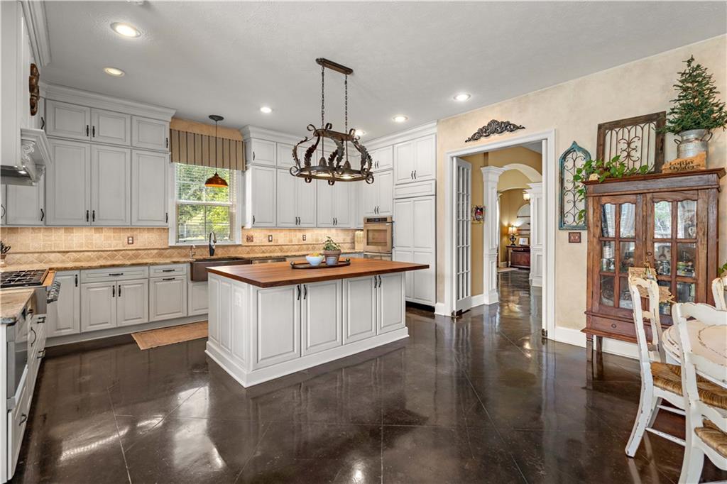 364 Winchester Circle, Mandeville, Louisiana image 8