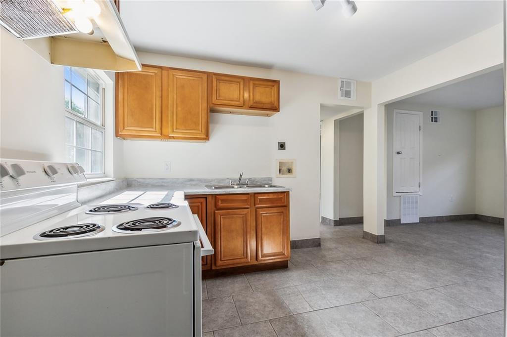 8824-26 Spruce Street, New Orleans, Louisiana image 5