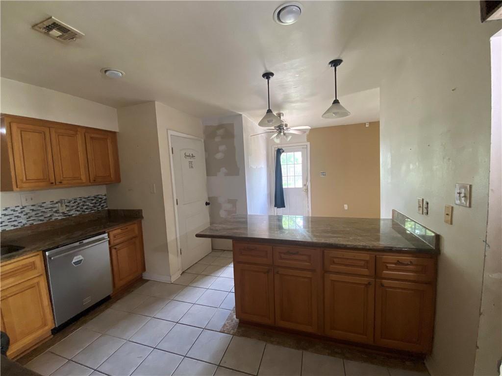 2609 Shannon Drive, Violet, Louisiana image 13