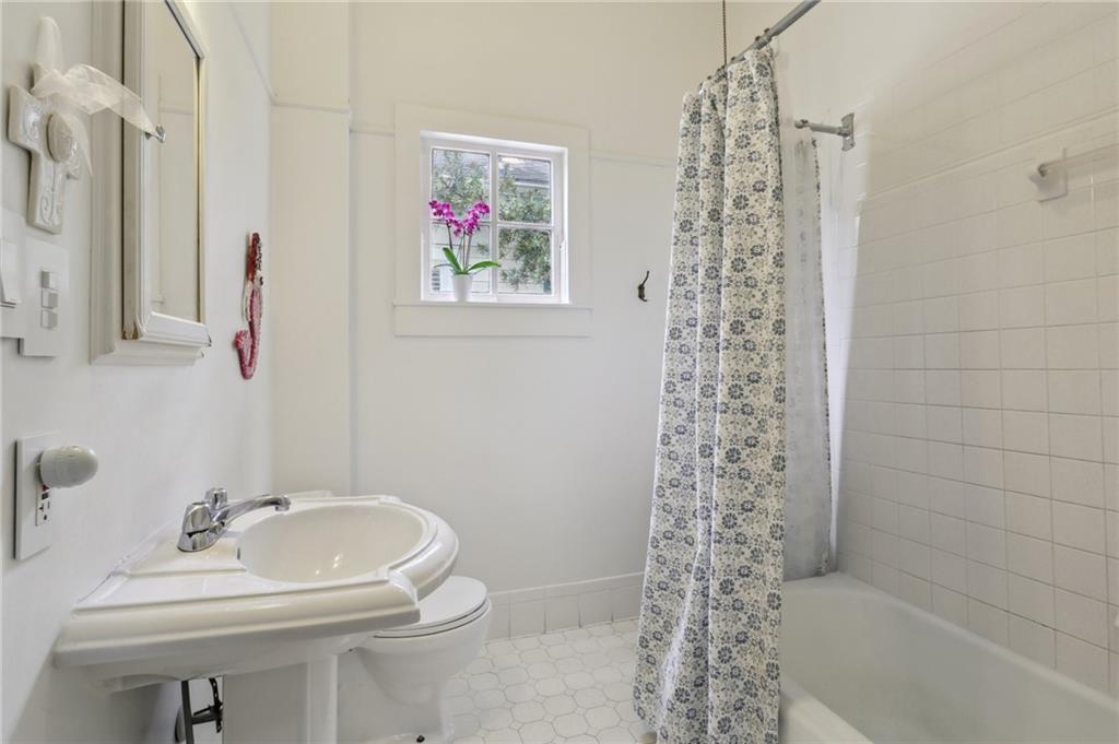 470 Pine Street, New Orleans, Louisiana image 21