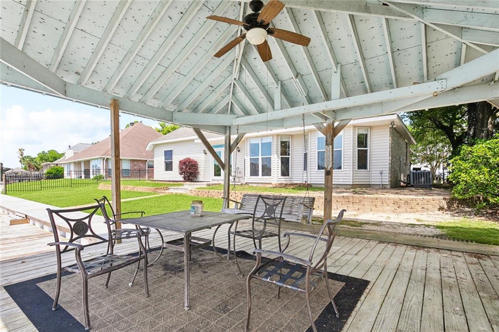 14300 S Lakeshore Drive, Covington, Louisiana image 23