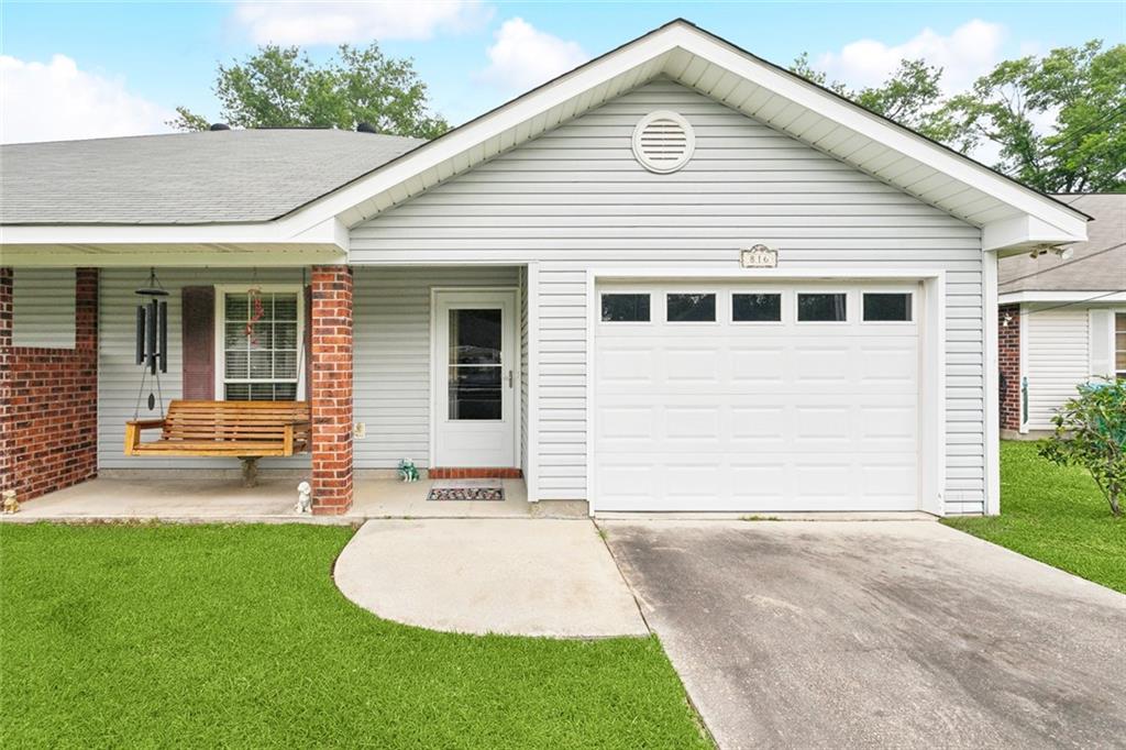 816 Eden Oaks Drive, Ponchatoula, Louisiana image 1