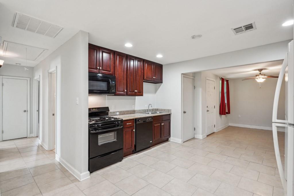 230 W Shannon Lane, Harahan, Louisiana image 10