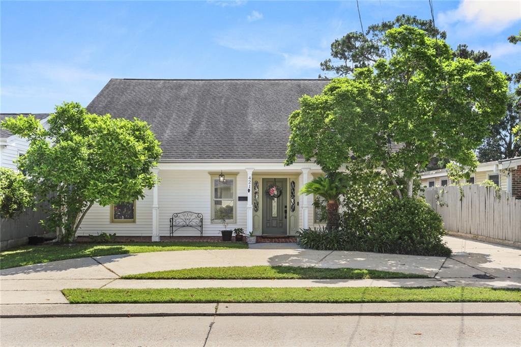 421 Oaklawn Drive, Metairie, Louisiana image 1