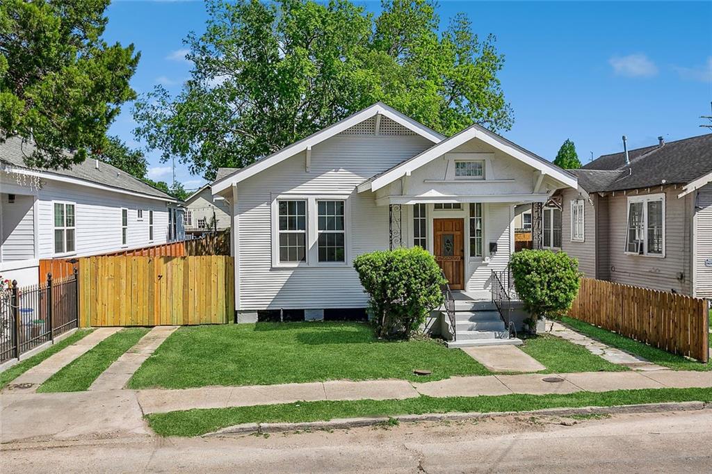 2113 Leonidas Street, New Orleans, Louisiana image 2