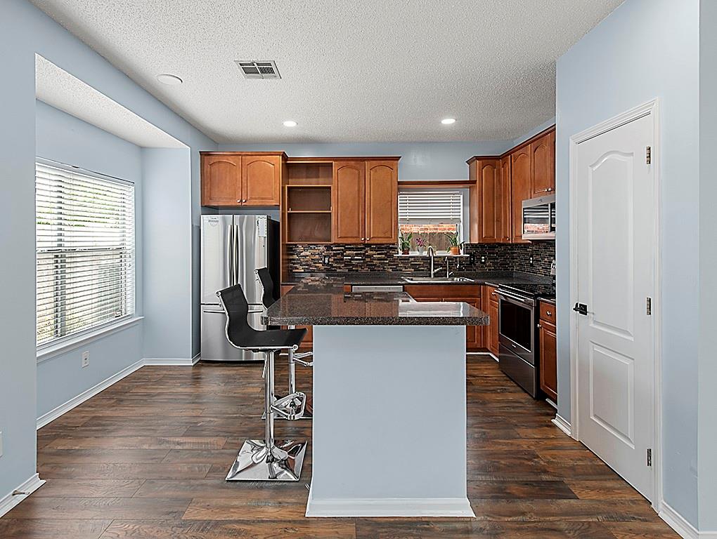 1001 W Chateau Lafitte Drive, Kenner, Louisiana image 10