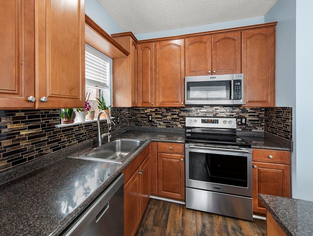 1001 W Chateau Lafitte Drive, Kenner, Louisiana image 11