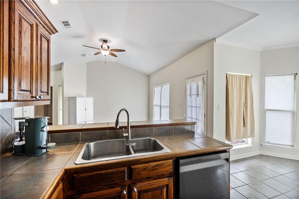 34836 Eagle Ridge Drive, Denham Springs, Louisiana image 13