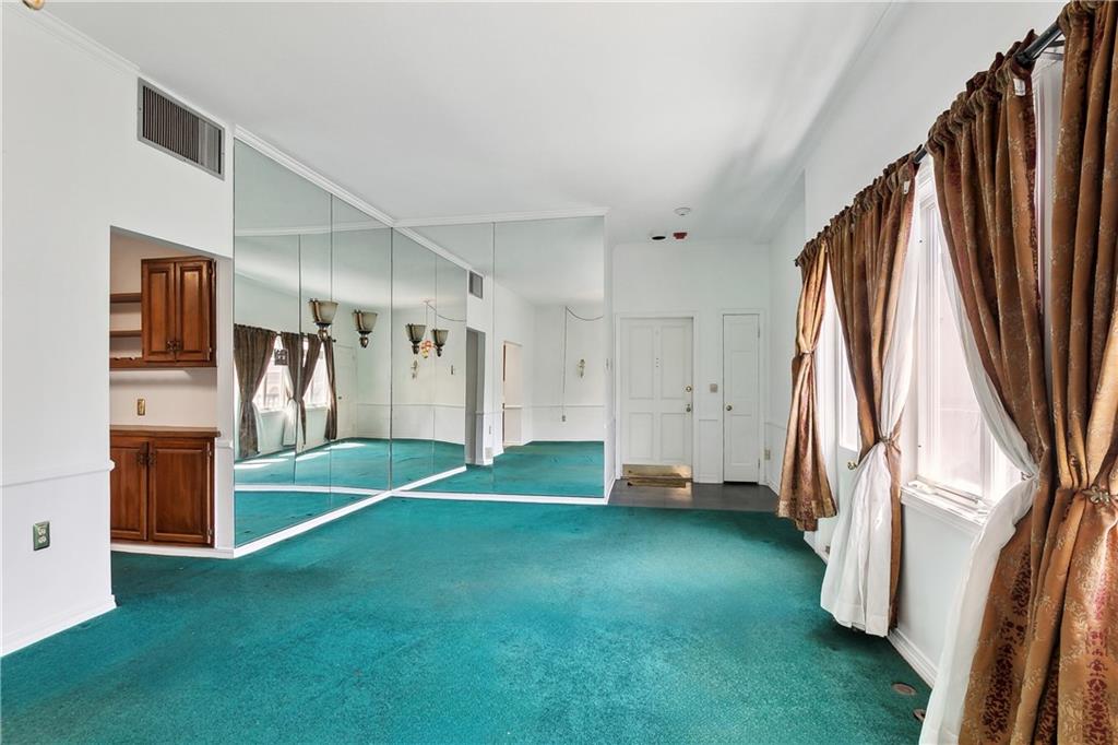 412 Dauphine Street #4A, New Orleans, Louisiana image 4