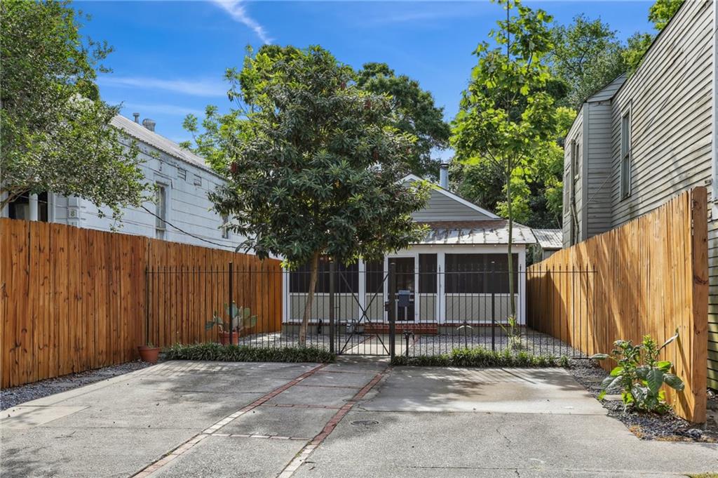 813 Joseph Street, New Orleans, Louisiana image 4