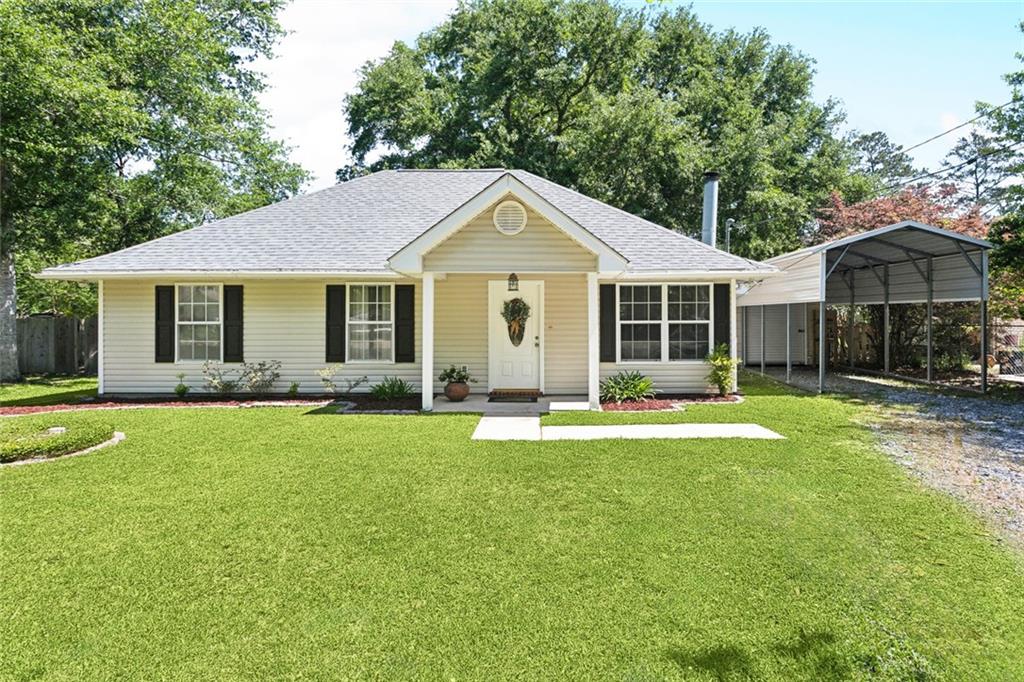 27155 Tag A Long Road, Lacombe, Louisiana image 1