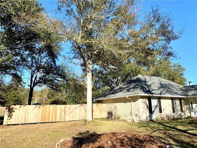 27155 Tag A Long Road, Lacombe, Louisiana image 2
