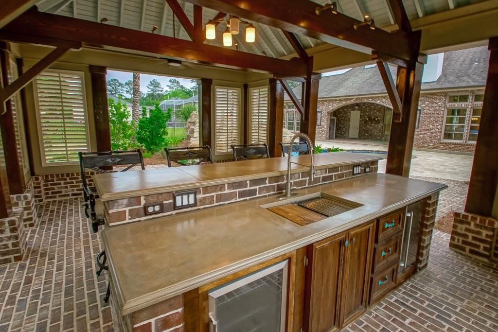 304 Heritage Oaks Drive, Covington, Louisiana image 5