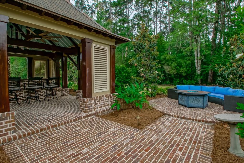 304 Heritage Oaks Drive, Covington, Louisiana image 6