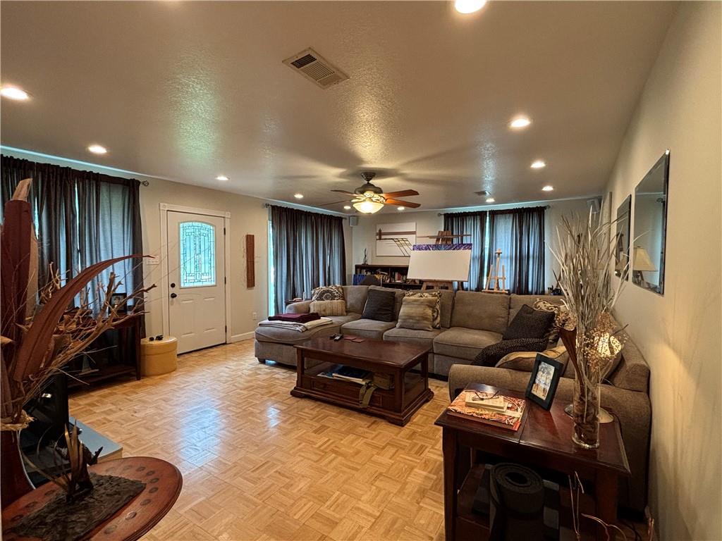 389 Hickory Drive, Slidell, Louisiana image 14