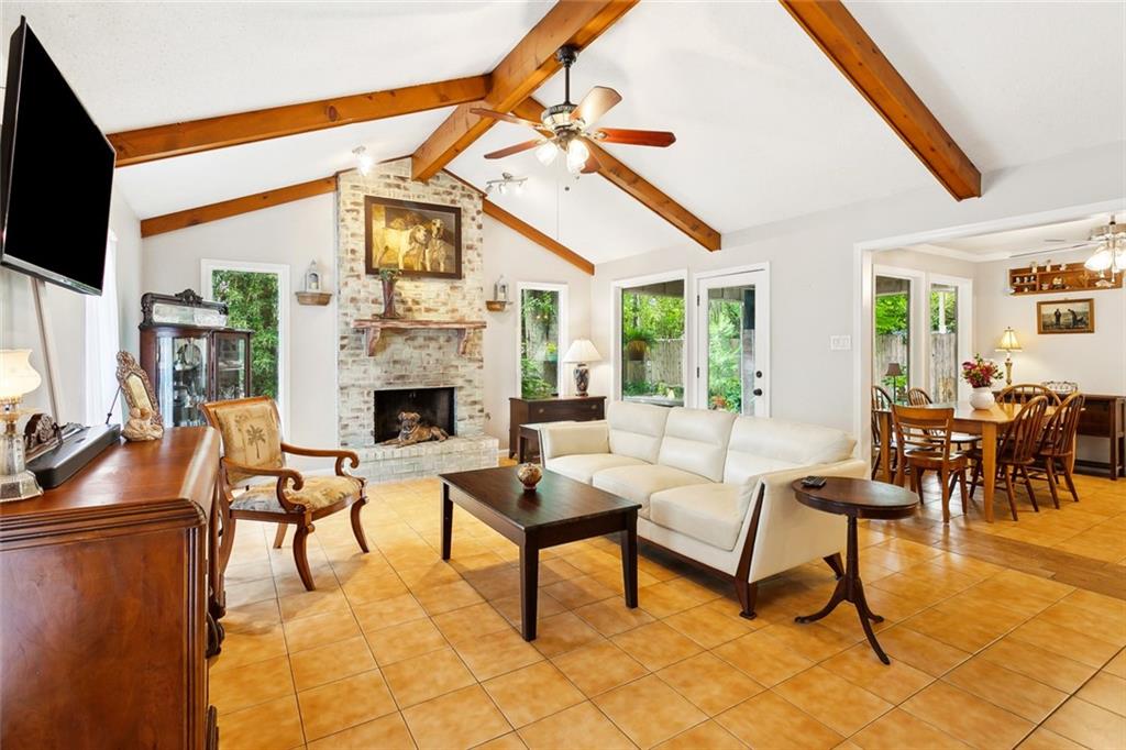 227 Cindy Lou Place, Mandeville, Louisiana image 3