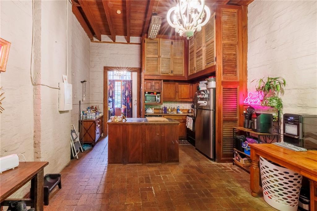 1031 Chartres Street, New Orleans, Louisiana image 17