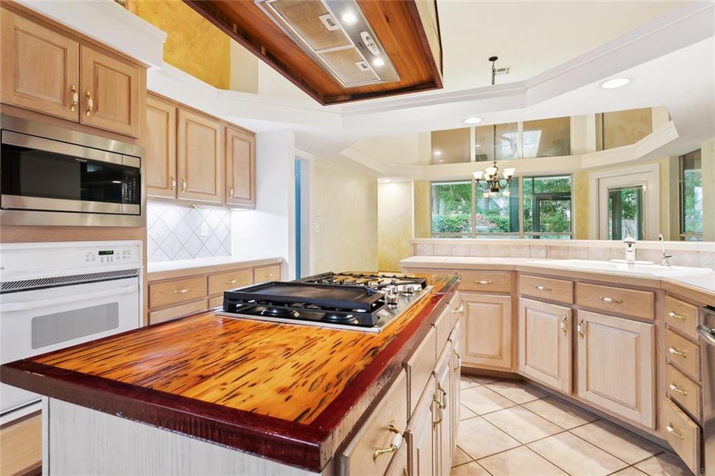 1306 Woodmere Drive, Mandeville, Louisiana image 9