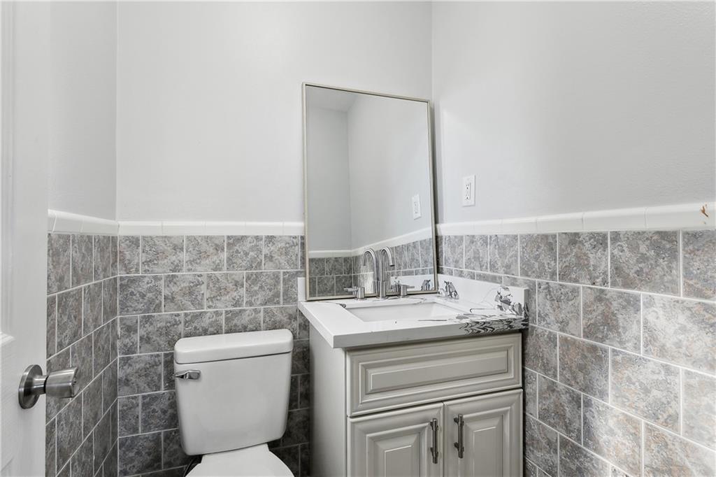 4933 Sanford Street, Metairie, Louisiana image 11