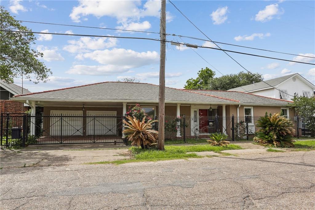 922 Lamanche Street, New Orleans, Louisiana image 2