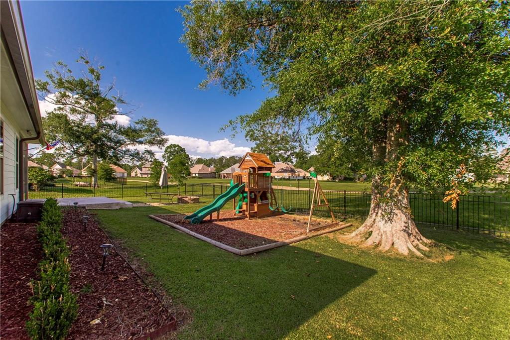 23374 Cypress Cove Drive, Springfield, Louisiana image 31