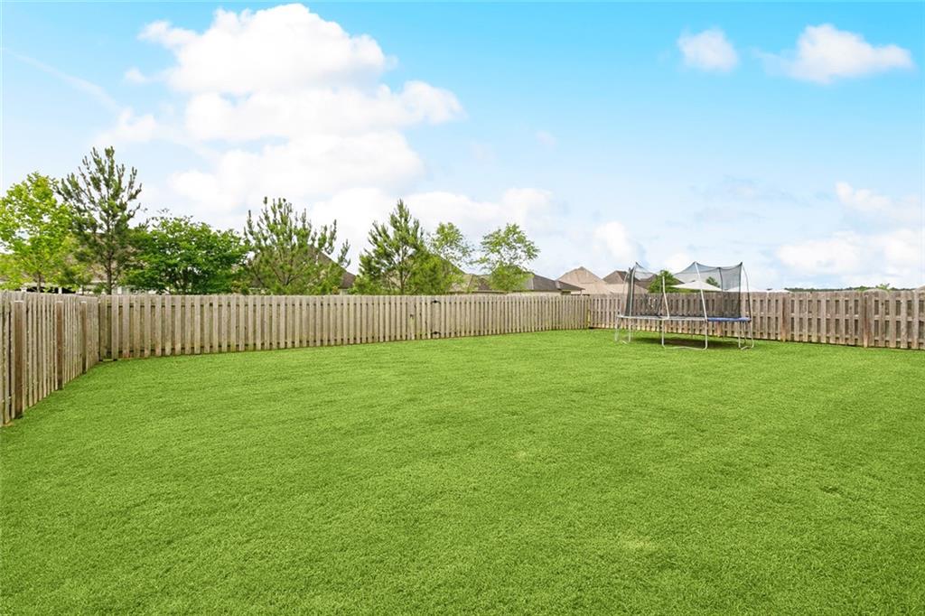 2040 Cypress Bend Lane, Madisonville, Louisiana image 31