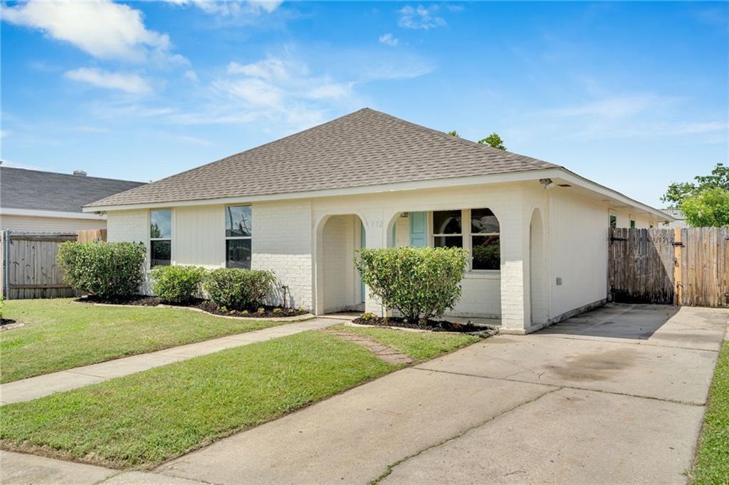 172 Winnona Drive, Westwego, Louisiana image 2