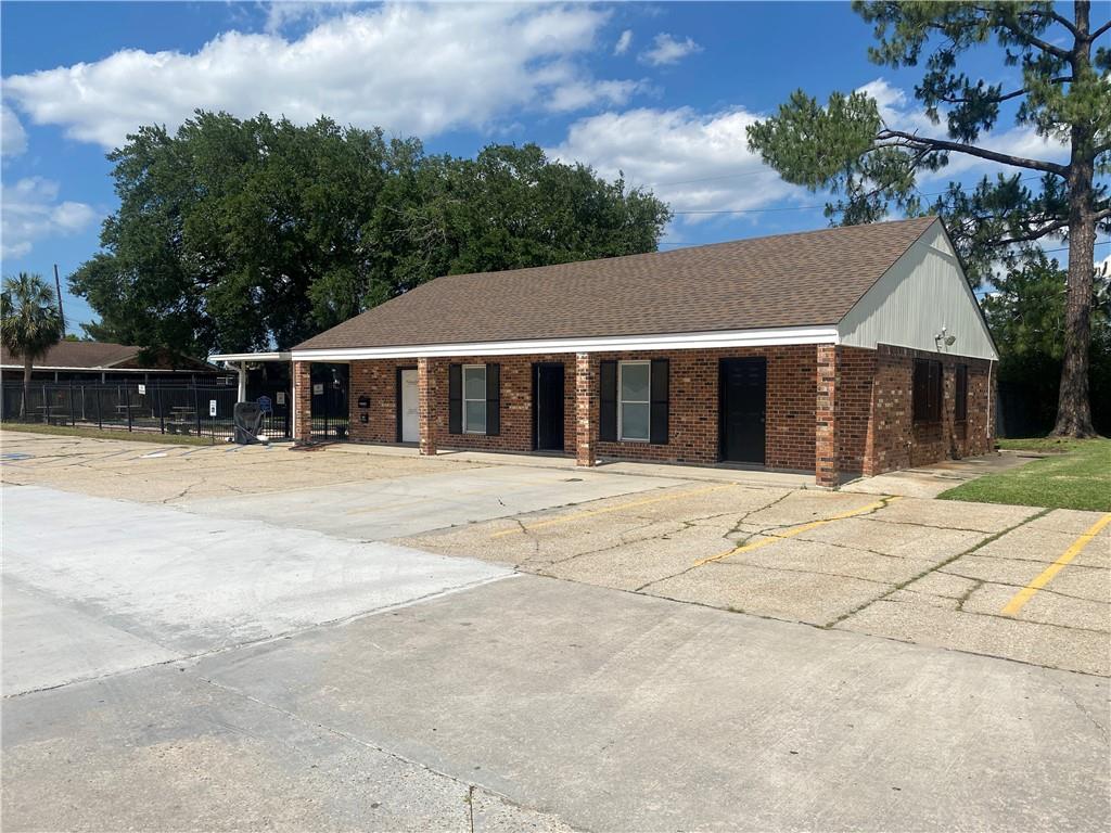 102 Stephen Drive, Saint Rose, Louisiana image 1