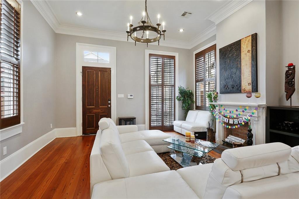 2026 Camp Street, New Orleans, Louisiana image 2