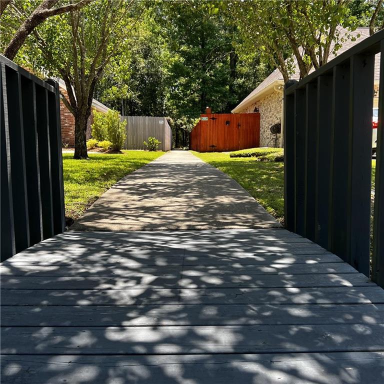 1889 Logan Lane, Mandeville, Louisiana image 24