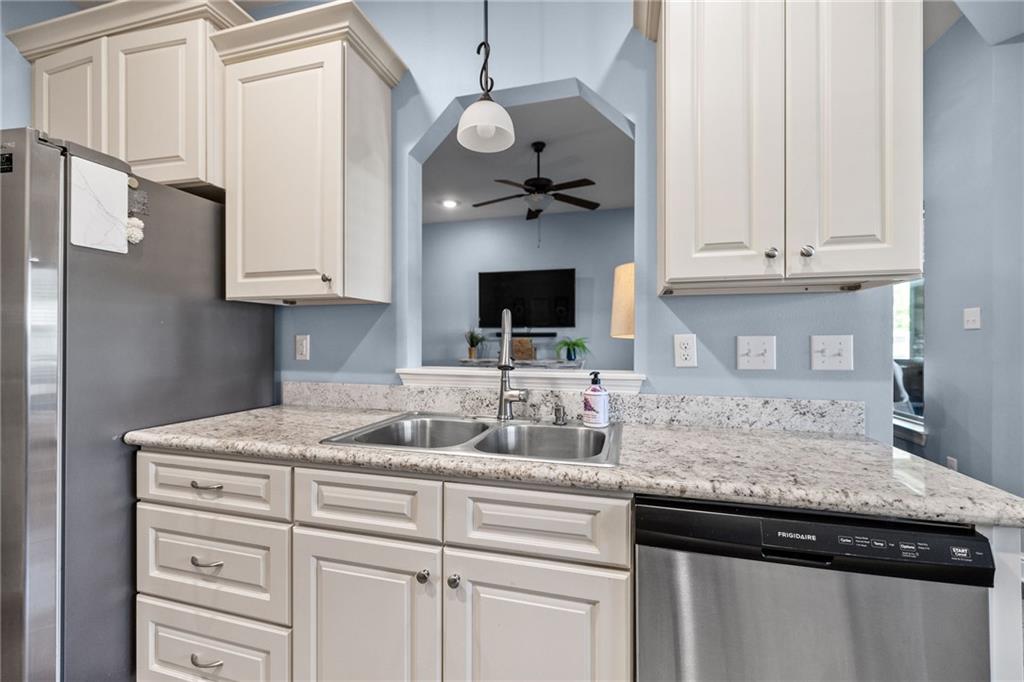 365 Ozark Beauty Drive, Ponchatoula, Louisiana image 7