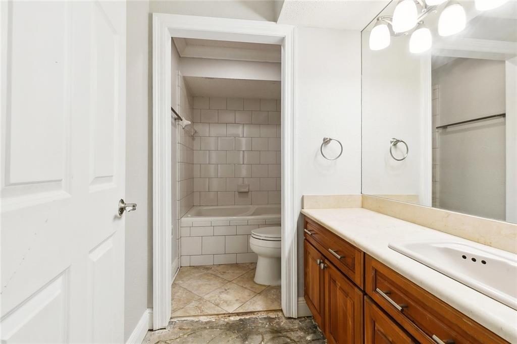 3825 Severn Avenue, Metairie, Louisiana image 17